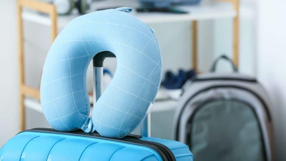 travel pillow luggage